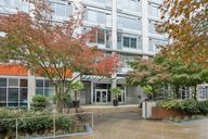 W Burnside St-S0411-001.jpg