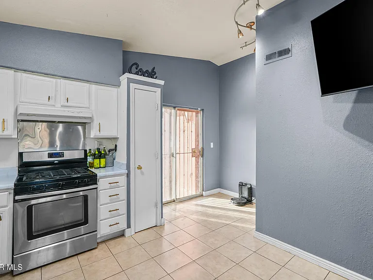 13475 Sunset Hills Dr — Photo 10