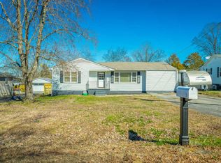 3 Lee Cir, Fort Oglethorpe, GA 30742