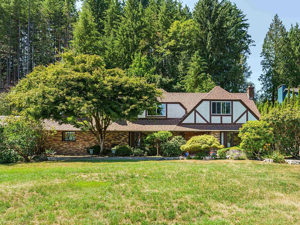 1st image of 163 Stevens Dr