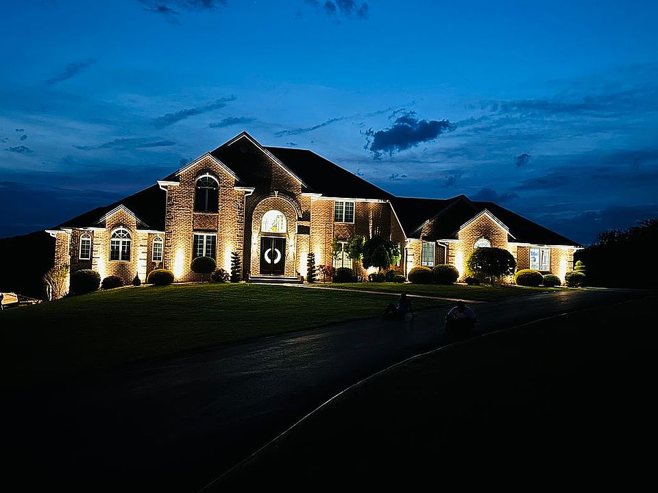 2nd image of 9 Bel Grene Dr