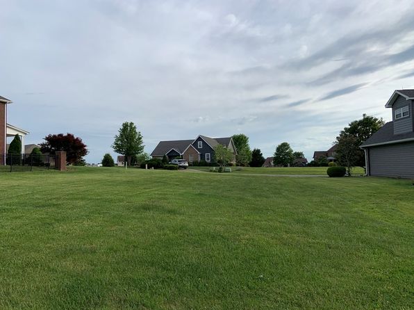 C35 Crestwood Dr, Prestonsburg, KY 41653