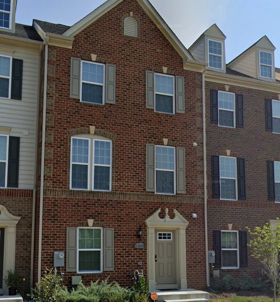 4 bed, 3.5 bath, 1680 sqft, $3,200 — Photo 1