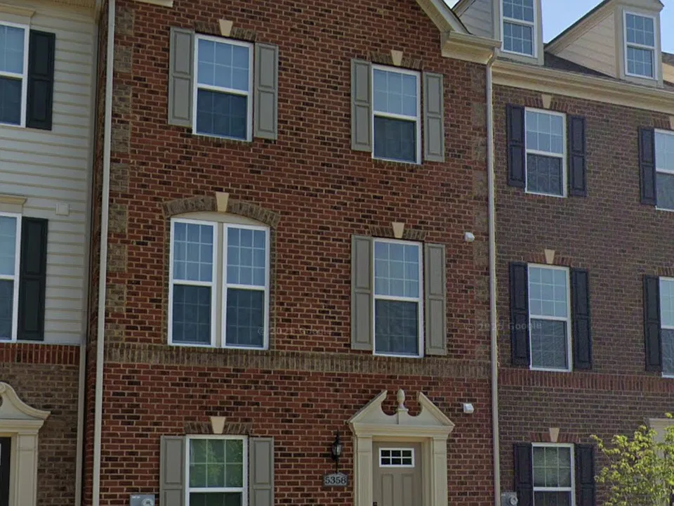5358 N Center Dr