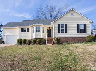 209 Stargate Rd, Holly Springs, NC 27540