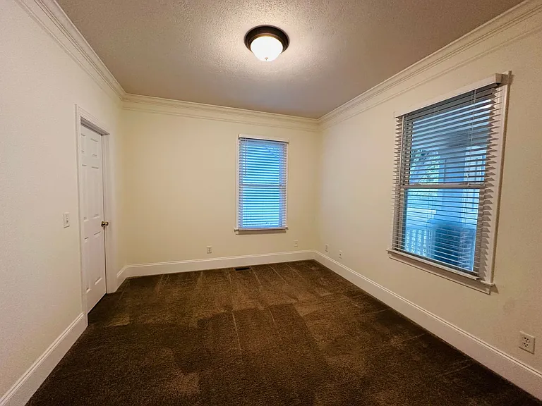410 Alleghany St — Photo 5