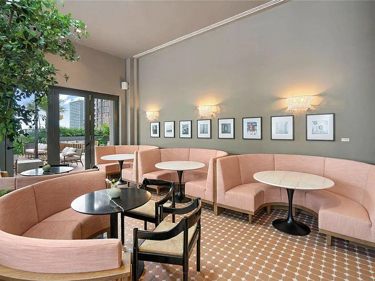 Building's Lounge