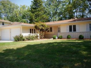 2506 N Wilson Dr, Peoria, IL 61604