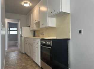 7216 California Ave SW APT 2, Seattle, WA 98136