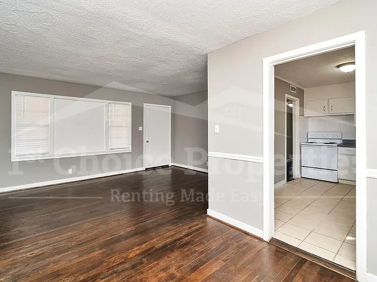 832 Alden Ave — Photo 9