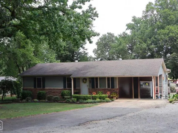 913 Hillview Dr, Paragould, AR 72450