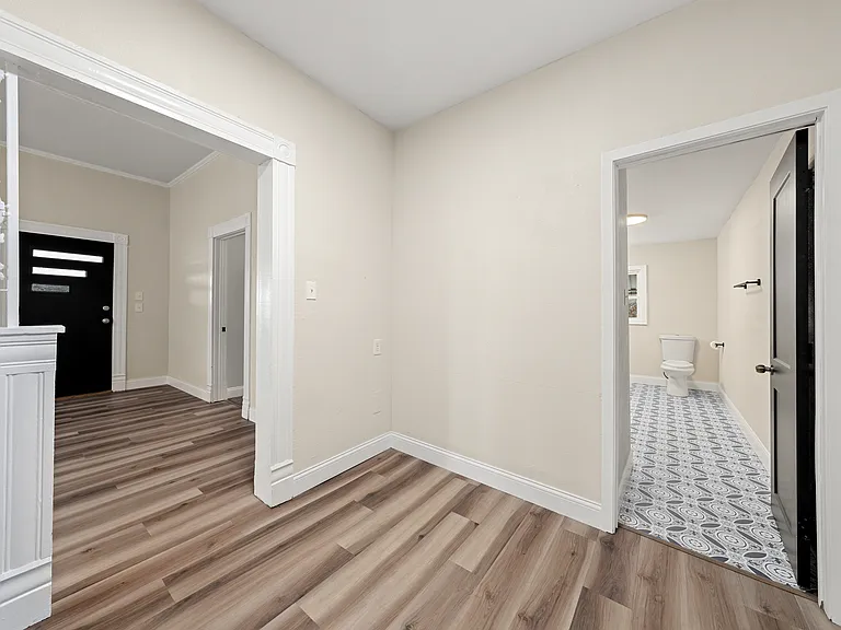 11101 China Spring Rd — Photo 10