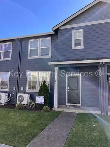 12609 NE 116th Way Photo 1