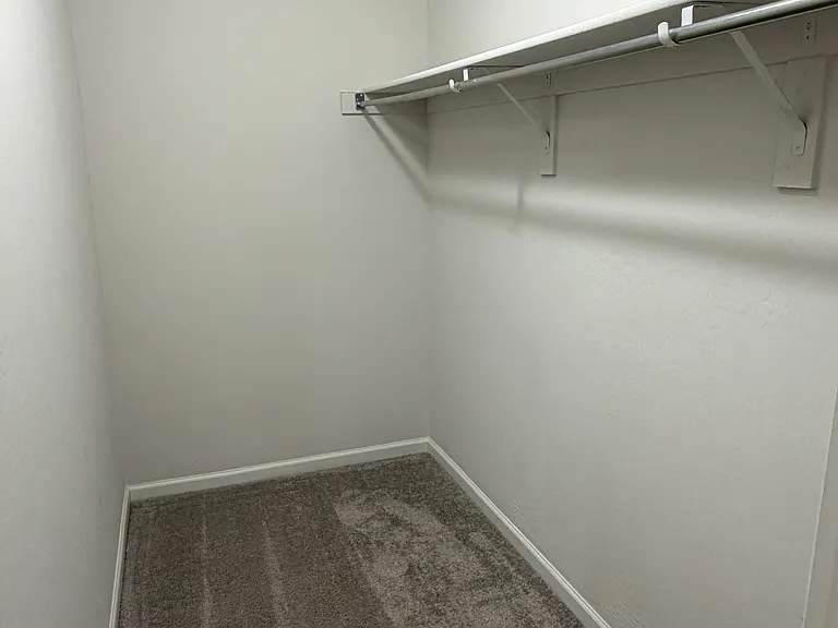 2025 E Velvet Pl — Photo 5