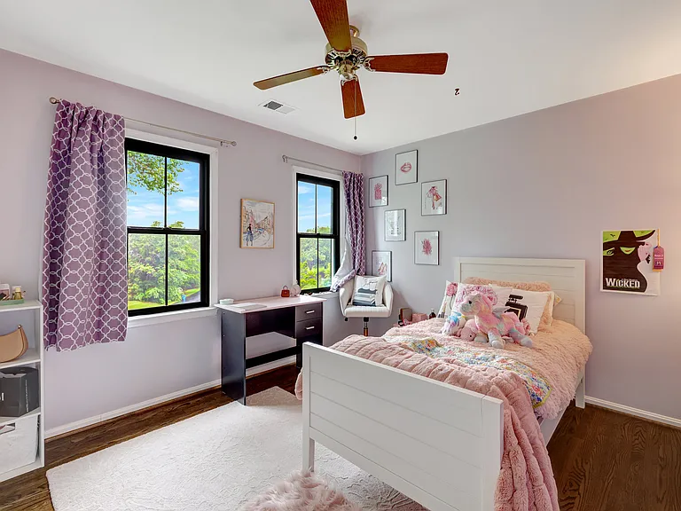 10904 Belgravia Ct — Photo 32