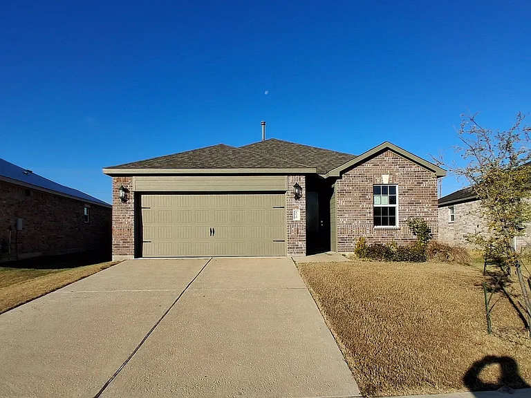 1020 Calhoun Dr — Photo 10