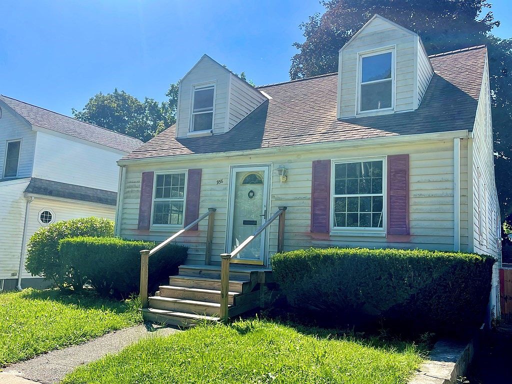 956 Highland Ave, Medford, MA 02155 Zillow