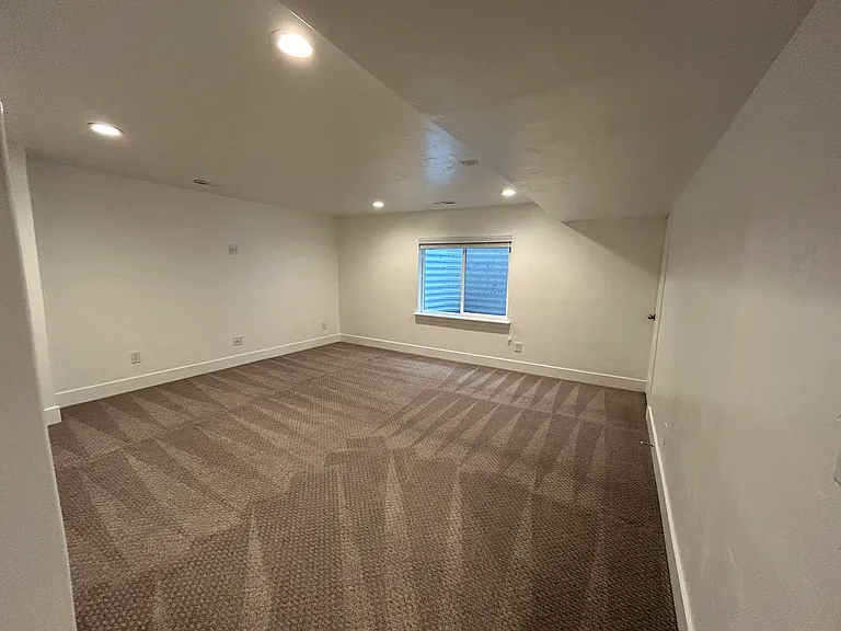 1618 W Quailhill Rd — Photo 23