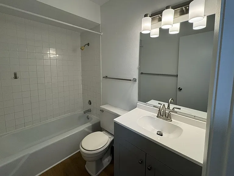1003 Parkway Dr #1005 — Photo 16