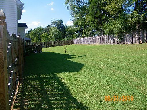 4th image of 937 Annatole Ln