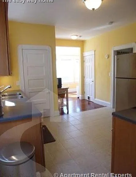 16 Aberdeen Rd — Photo 2
