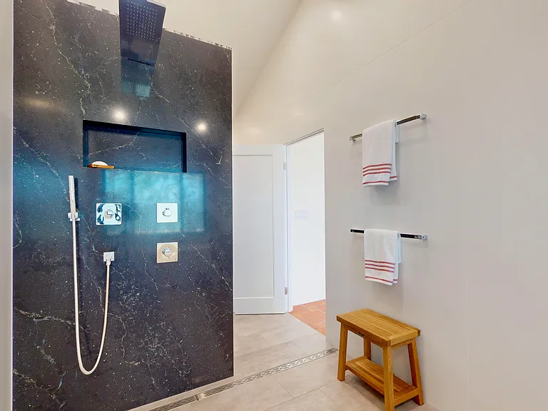 2nd Floor Master Bath