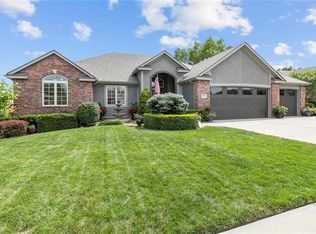 1007 NW Pecan Dr, Grain Valley, MO 64029