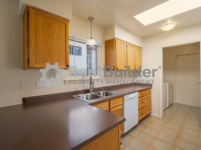 13157 Neon Ave NE — Photo 12