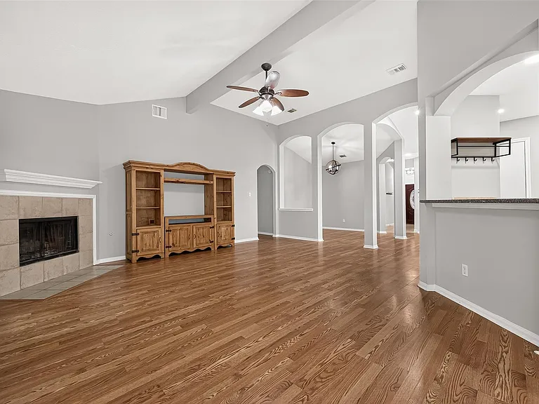 1810 Ashton Village Dr — Photo 8