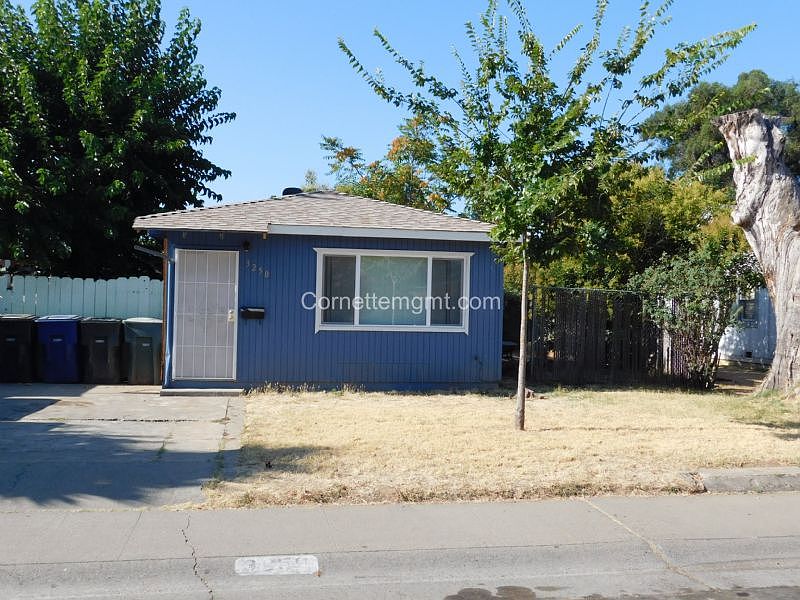 1st image of 3250 32nd Ave