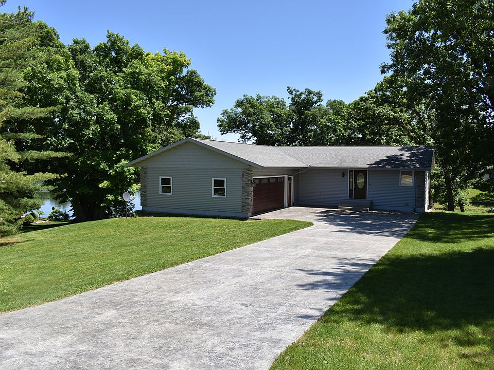1st image of 118 Dakota Dr