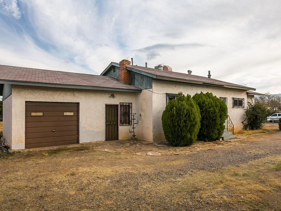 1st image of 3809 Los Tomases Dr NW