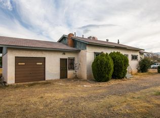3809 Los Tomases Dr NW, Albuquerque, NM 87107