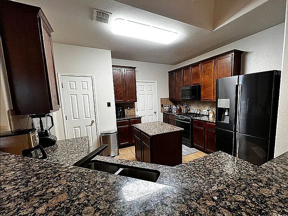 4th image of 522 CATANBO CT