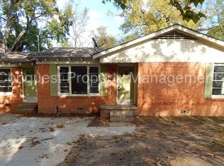 2304 Old Omen Rd, Tyler, TX 75701