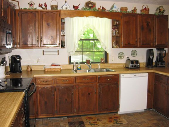 5th image of 252 Campbell Dr