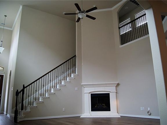 3rd image of 7171 Isle Royale Ln