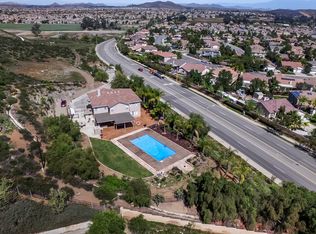 36575 Pourroy Rd, Winchester, CA 92596