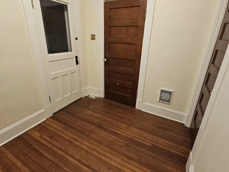 14 Moyston St #3 — Photo 5
