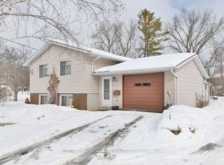 3 Champlain St, Centre Hastings, ON K0K 2K0