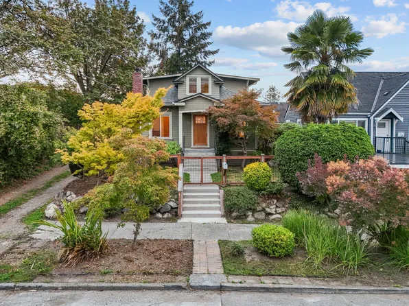 3211 S Byron St, Seattle, WA 98144