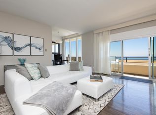 18065 Coastline Dr APT 2, Malibu, CA 90265
