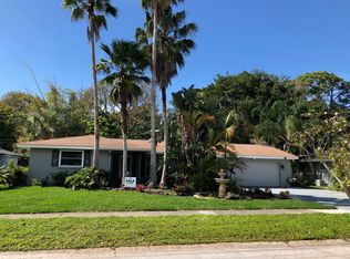 6526 Bluewater Ave, Sarasota, FL 34231