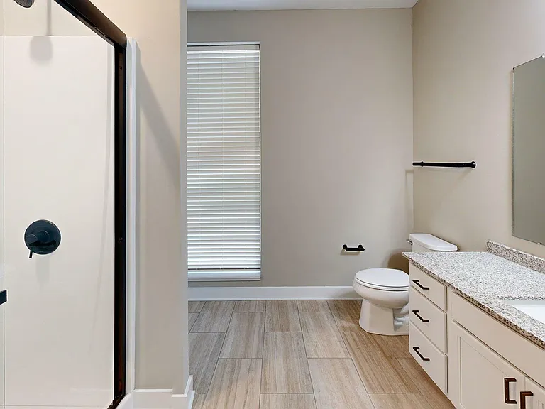 2A-Jeffrey-Park-Ironworks-Bathroom 2A-Jeffrey-Park-Ironworks-Bathroom