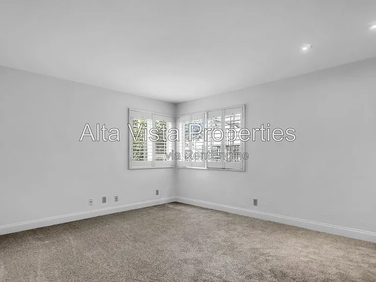 7635 Eads Ave #108 — Photo 24