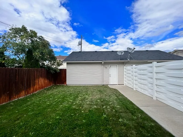 3016 W Madison Ave — Photo 15