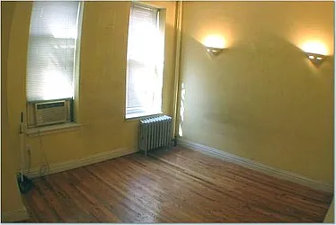 Rented by 4 Points Properties