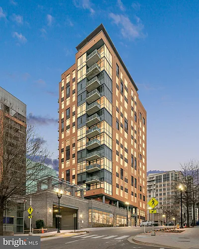 2000 Clarendon Blvd #504-A Photo 1
