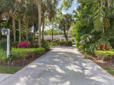 8470 Whispering Oak Way, West Palm Beach, FL, 33411