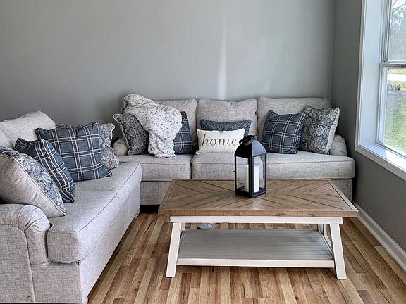 4th image of 20031 Wil King Rd